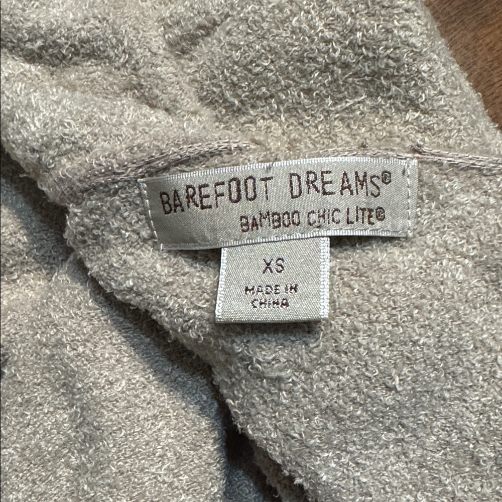 Barefoot Dreams Bamboo Chic Lite Cardigan - Picture 4 of 5